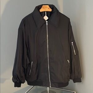 AKIRA Classic Black Bomber Jacket satin feel nwt medium